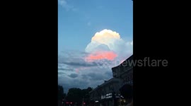Fire-coloured cloud appears in eastern China