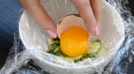 Food hack: how to make poached egg with herbs and cheese