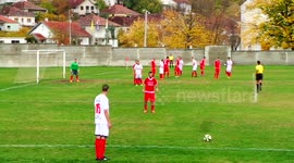 Triple dummy! Check out this outrageous set-piece goal
