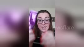 Newsflare Edit - What's in my make up bag... wake up to make up