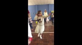 Kid dancing hilarious moves