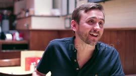 Milton Jones: Meeting his wife, paying his kids for jokes and parenthood- 2014 INTERVIEW