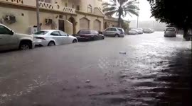 Heavy flooding hits Jeddah