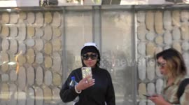 Blac Chyna seen for first after suing the Kardashian Family - Subscribe