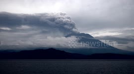 Incredible view of Mount Agung in eruption this morning