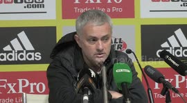 Mourinho says Lukaku needs new boots supplier