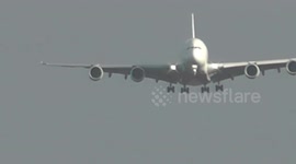 A380 WINDY  LANDING AT MANCHESTER 30TH JAN 2013