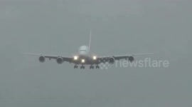 #A380 crosswind landing at manchester