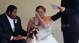 Bride can't hold back tears as late father's letter is read on wedding day