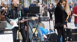 THIS IS CHINA LANE BUSKING IN MANCHESTER 2017