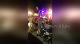 Australian tourists fighting in Bali as Mount Agung volcano erupts