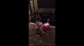 Toddler bust out with Mary J Blige