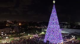Santa Lights New 100’ Christmas Tree