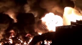 Huge fire breaks out at warehouse park in China