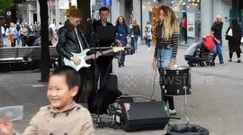 WELCOME SUPERD BAND CHINA LANE BUSKING..IN MANCHETSRE 2017