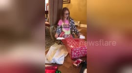 Newsflare Edit - iPhone Christmas surprise