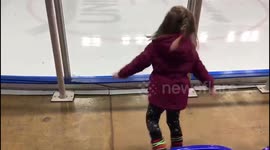 Hallelujah! - Two girls are inspired by a song and a rising star 2/2))