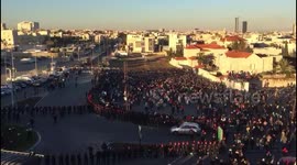 Crowd flees police in Jordan protest