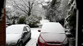 Snowing in North London Sunday December 10th 2017