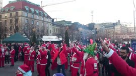 Dancing Santas!