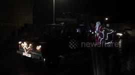 Santa’s in the street