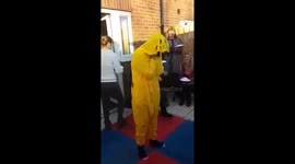 Prank war - Hen do pieing