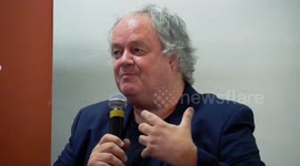 VIDEO - 1 of 4 - Jacques Pauw Author President's Keepers (on Zuma corruption, South Africa) speaks with Glynnis Breytenbach MP & Shadow Minister of Justice about his book