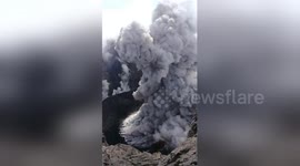 Newsflare Edit - Inside Mount Agung volcano