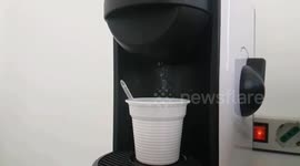 Slow motion caffè