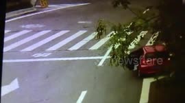 Toddler falls out of car on road in central China