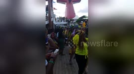 Newsflare Edit - Four Seasons Party Cruise 2016