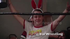 Macaulay Culkin 'saves Christmas' with 'Home Alone' tricks in wresting match