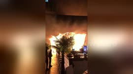 Eyewitness video of deadly Mumbai pub fire