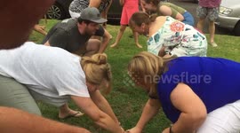 A Merry Aussie Christmas! Family’s party game gets super-competitive
