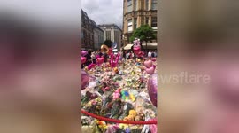 Newsflare Edit - Flower Tribute in Manchester
