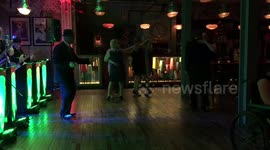 Kal’s Kats - Buena Sera