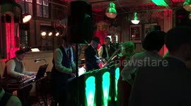 Kal’s Kats - Peace in the valley