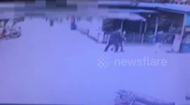 贵阳  抢了手机想逃跑 笨贼闯进派出所