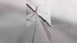 Newsflare Edit - easyJet Take off from London Stansted