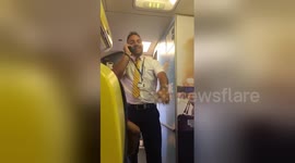 Newsflare Edit - Despacito cantada por azafato de ryanair