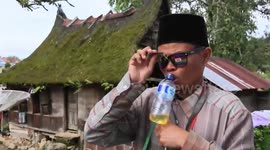 This gasoline addict inhales more than a litre of fuel each day