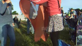 Hilarious battle to dismantle 'pop-up' tent