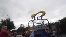 Tour de France 2014 Stage 1 Caravane - LCL float