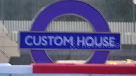 Crossrail signs go up