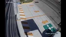 Crashing cars in MEXICO