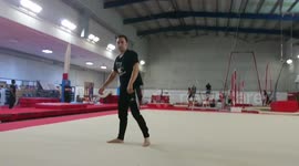 Scoot boxcutter, Awesome move into air spin kick
