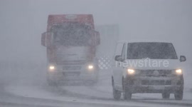 Traffic Battles Heavy Snow On Glenshane Pass