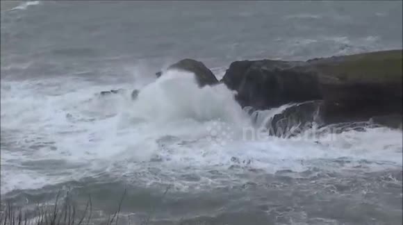 Storm Fionn reaches North Cornwall with massive waves