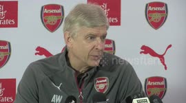 Wenger: Sanchez move to United could still break down