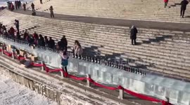 China claims world record for longest ice bar
